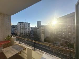 Modern and spacious, apartment near Paris