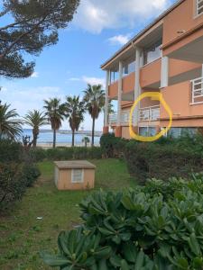 Appartements Appartement front de mer Cavalaire : photos des chambres