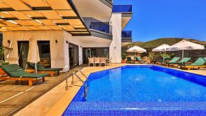 Kalkan 4 Bedroom Villa 5363