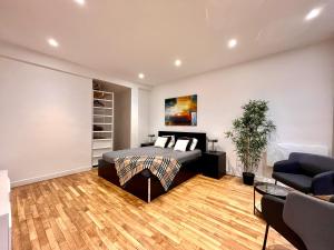 Superbe Grand Studio avec balcon Intra-Muros