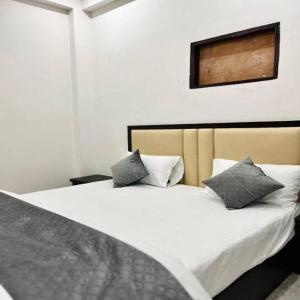 Aashiyana residencies