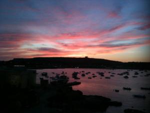 MEL 2 2BED seaview in Ghadira by Homely