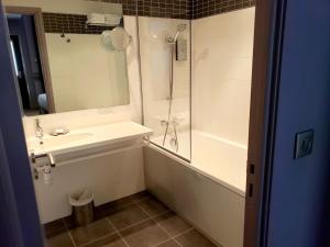 Hotels Hotel de Paris : photos des chambres