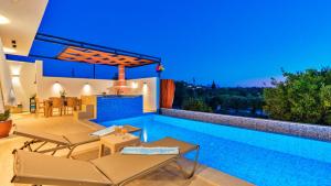 Uzumlu Village 2 Bedroom Villa 3940