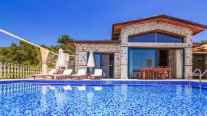 Uzumlu Village 2 Bedroom Villa - 1023