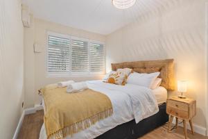 Beach Retreat - Sea Views Parking Beach Access