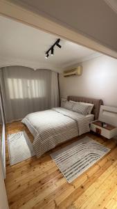 Lux Apartment 100M to City Stars