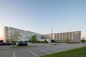 Courtyard by Marriott Montreal Airport - Dorval