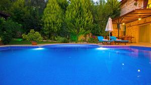 Kalkan 2 Bedroom Villa - 1044