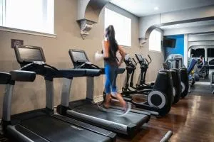 The Hotel Saskatchewan, Autograph Collection - Moose Jaw