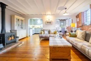 The Old Smithy by Big Skies Cottages - 小沃尔辛厄姆