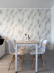 Apartament nieopodal Centrum Nauki Cogiteon