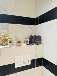 Palais T2 300m de la plage parking en résidence