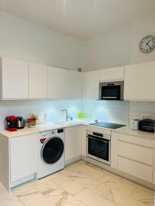 Palais T2 300m de la plage parking en résidence