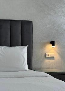 3 bedroom apartment next to playa and ibn batuta mall