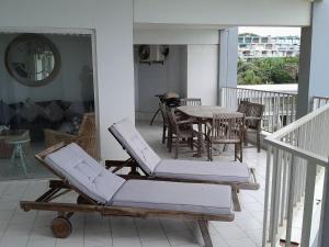 KYALANGA 52 - on the beachfront