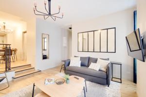 Explore Local Bakeries from a Boho Artist Loft