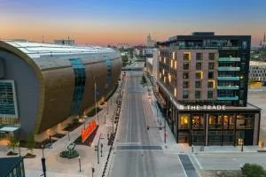 The Trade, Autograph Collection - اوواتوسا