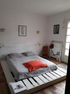 Maison avec jardin à louer au bord de la mer