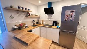 Air-Conditioned, Remarkably Beautiful Apartment, Fibre Wi-Fi, Pool