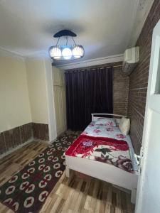 شقة هاي لوكس سبورتنج علي البحر ثلاث غرف مدخل خاص