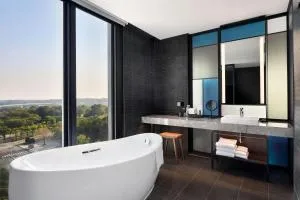 Aloft Tainan Anping - San-k'un-shen