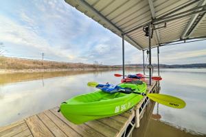 Barkley Breeze Waterfront