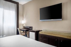 Junior Suite Room, Junior Suite, 1 King                            room in AC Hotel Oviedo Forum