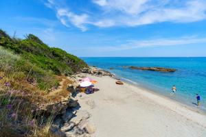 Appartements La Caletta Corsa Apartments con due camere a 100 m dal mare - WiFi fibra FTTH - ALL INCLUSIVE : photos des chambres