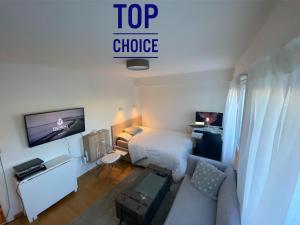 Practical Self-Check-in Studio