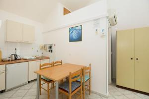 Holiday apartment in Saplunara with sea view, balcony, air conditioning, WiFi 5197-2