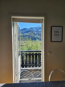 Mountain view 1 - 勒尔达尔