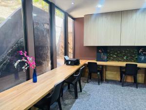 Gran loft cerca al tesoro y al lleras 121