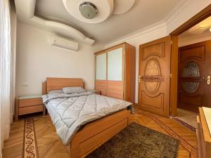 Prime Location 3BR Apartment Close to Airport