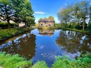 Cosy cottage on an ancient farm with outdoor pool - 蒂弗顿