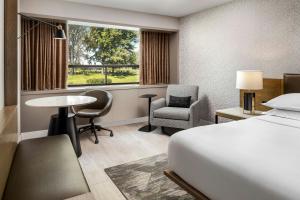 Sheraton Montreal Airport Hotel