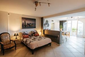 Appartements Panorama Dream Annecy, Appart 42 m2 avec terrasse abritee, piscine et parking a 10 min d-Annecy : photos des chambres