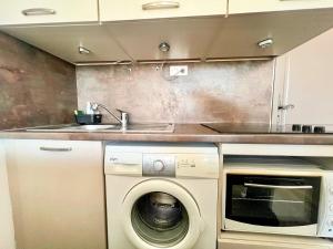 Appartements Voile de Mer 2 - Les Pieds dans l-eau, CLIM, Wifi, 3 personnes : photos des chambres