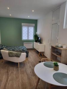 Studio centre d Arcis