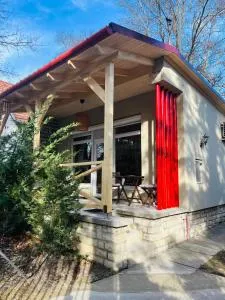 Cottage by the Lake - Balatonudvari