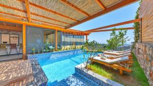 Kalkan 2 Bedroom Villa 8604