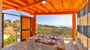 Kalkan 2 Bedroom Villa 8604