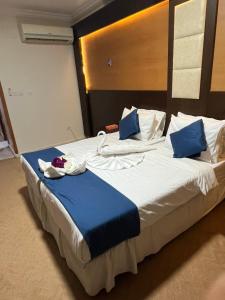 فندق السنابل الذهبية للخدمات الفندفية