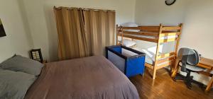 Appartements Appartement F2 Orleans 42m2, parking, 4 couchages et lit bebe : photos des chambres