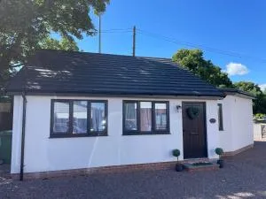 Blackberry Cottage - Marshfields