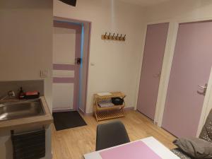 Appartements Logements Clos saint Genest 1appartement et 3 studios : photos des chambres