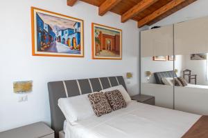 Countryside villa with pool img7