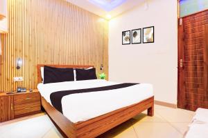 Hotel O Blue Stone Near Singapore Mall Lucknow