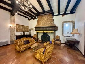 Maison du Roy Royal Chambers