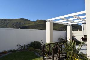 PROVIDENCE VILLA -Tranquil, Neat & Private Cottage